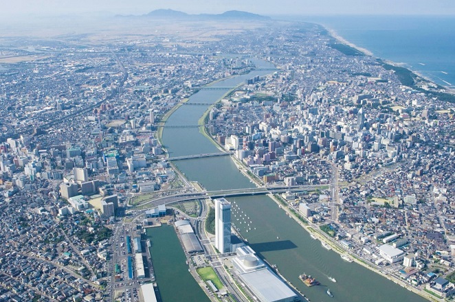 日本海側唯一の政令指定都市　新潟