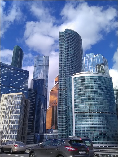 写真　モスクワ・シティーの高層ビル群（ジェトロ撮影）