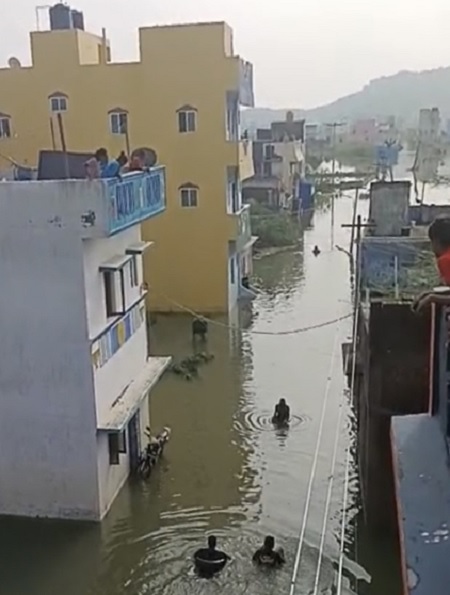 写真　大雨による住居への浸水状況（ジェトロ撮影）